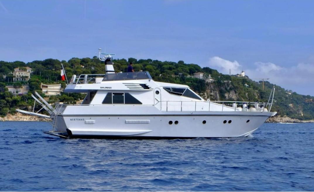Yacht Priape - San Lorenzo 57 * Nizza