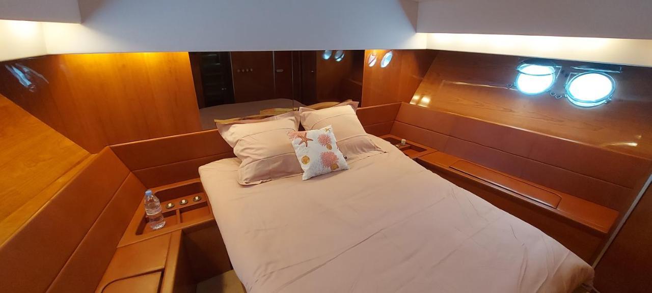 Yacht Priape - San Lorenzo 57 Botel