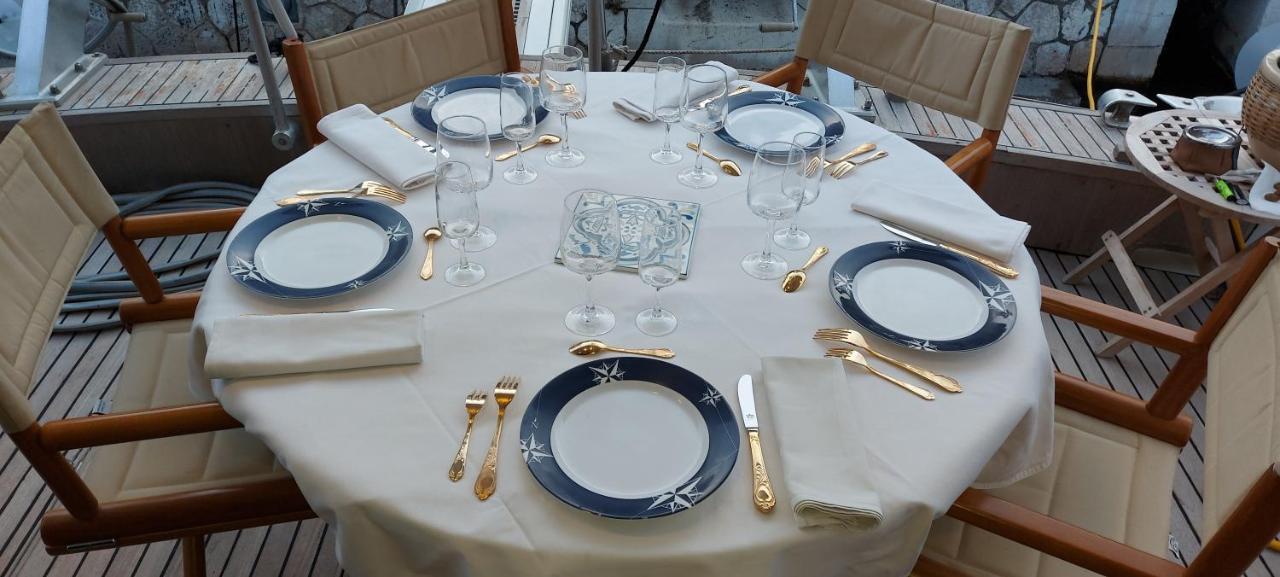 Yacht Priape - San Lorenzo 57 Botel
